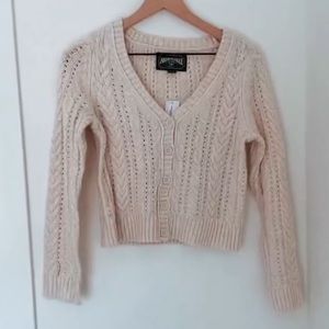 American Eagle NWT Cream Knit Sweater